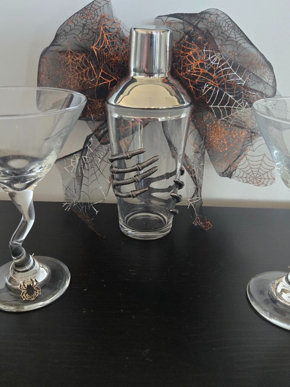 Fun Halloween Martini Shaker & 2 Martini Glasses with Glass Charms